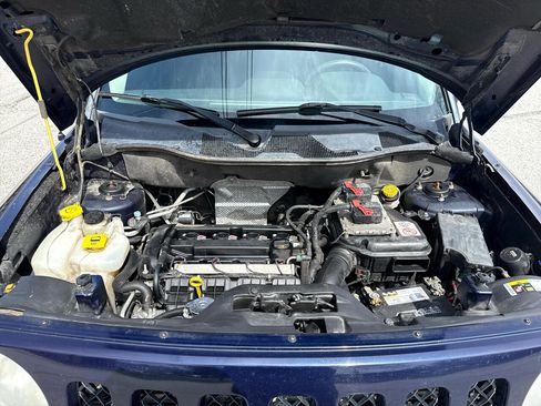 Used 2014 Jeep Patriot Sport image 16