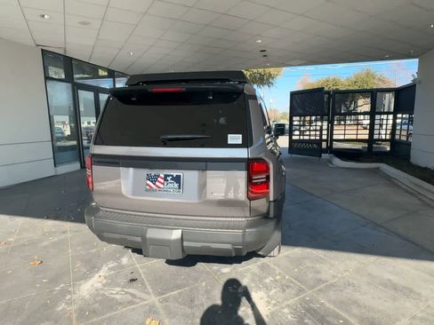 Used 2025 Toyota Land Cruiser 1958 image 7