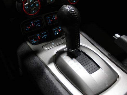 Used 2010 Chevrolet Camaro SS w/ RS Package image 21