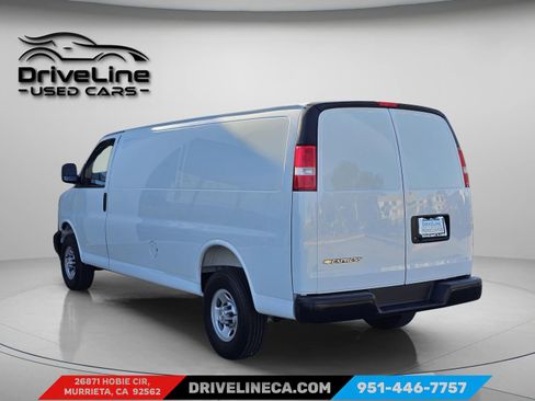 Used 2025 Chevrolet Express 2500 Extended w/ Driver Convenience Package image 8