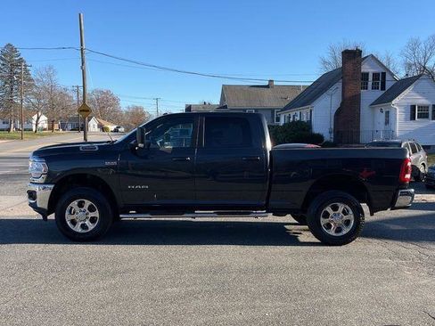 Used 2022 RAM 2500 Big Horn w/ Level C Equiment Group image 2