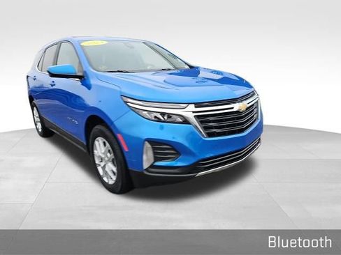 Used 2024 Chevrolet Equinox LT w/ LPO, Floor Liner Package image 3