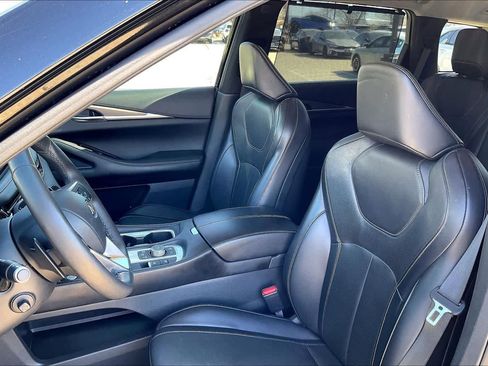 Used 2023 INFINITI QX60 Luxe w/ Cargo Package image 10
