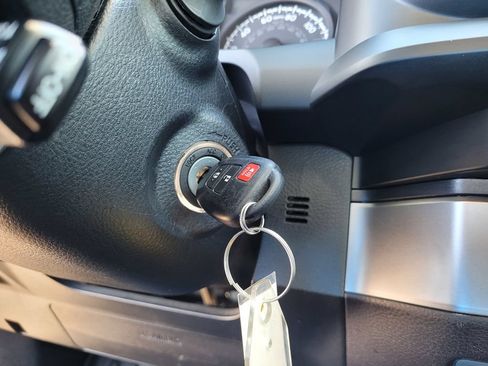 Used 2023 Toyota Tacoma SR RWD image 16