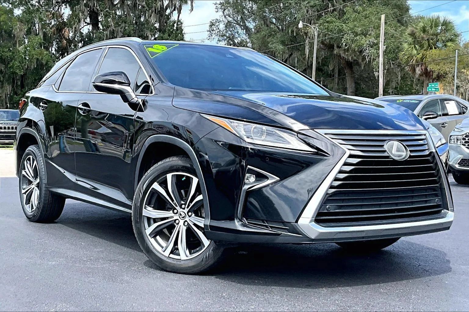 Used 2018 Lexus RX 350 FWD w/ Premium Package image 2