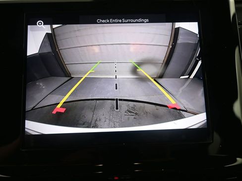 New 2026 Jeep Grand Cherokee Laredo image 3