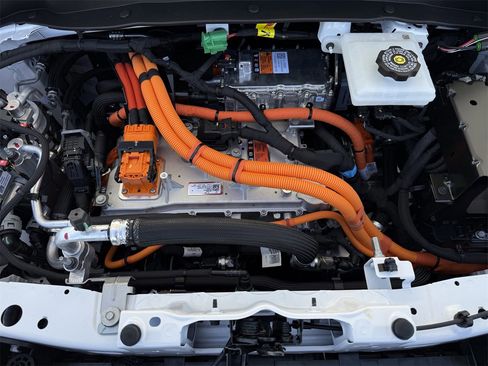 New 2027 Chevrolet Bolt RS image 18