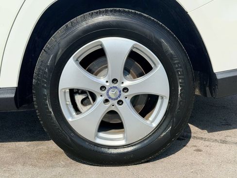 Used 2017 Mercedes-Benz GLS 450 4MATIC image 32
