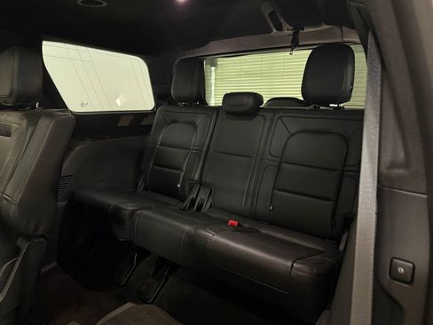 Used 2024 Lincoln Navigator Reserve image 21
