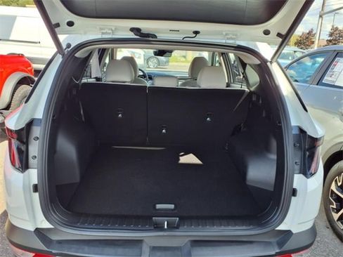 Used 2023 Hyundai Tucson SEL w/ Convenience Package image 7