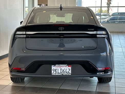Certified 2024 Toyota Prius Prime FWD image 5