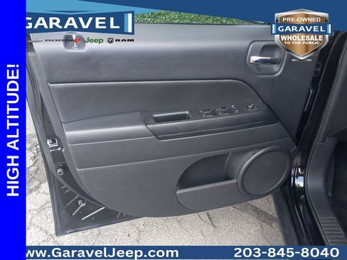 Used 2016 Jeep Patriot High Altitude AWD/4WD image 16