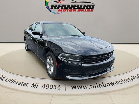 Used 2023 Dodge Charger SXT image 3