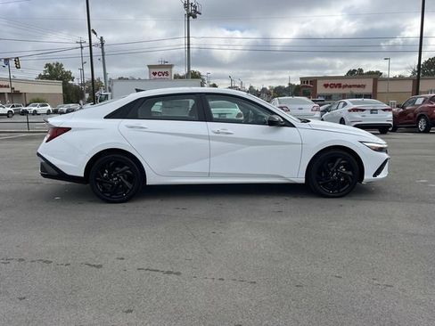 New 2026 Hyundai Elantra SEL w/ Cargo Package FWD image 4