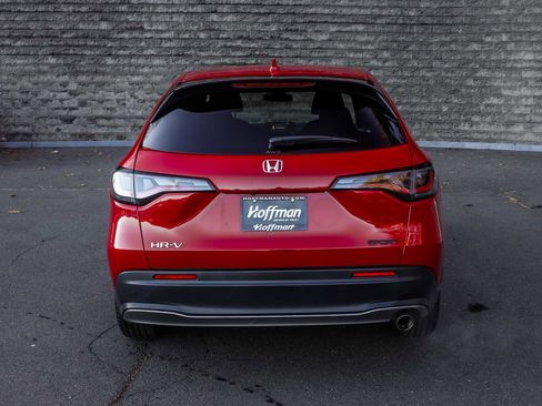 Used 2023 Honda HR-V Sport image 8