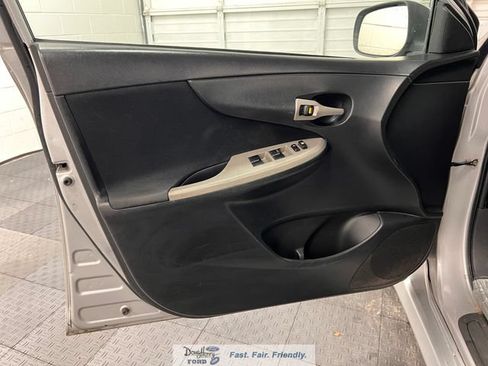 Used 2010 Toyota Corolla S FWD image 21