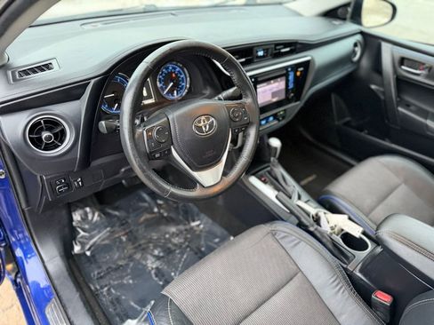 Used 2017 Toyota Corolla SE w/ Carpet Mat Package (TMS) image 16