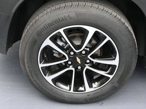 Used 2025 Chevrolet TrailBlazer LT AWD/4WD image 5