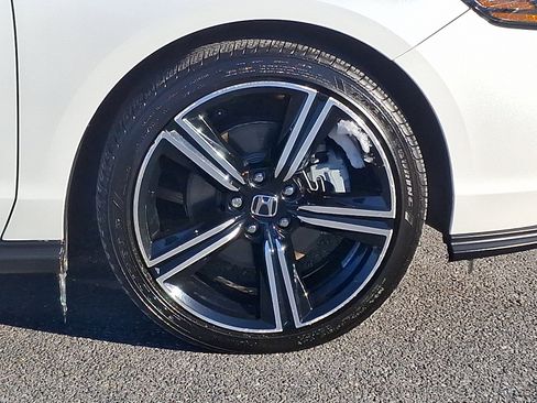 Used 2024 Honda Accord Sport image 8