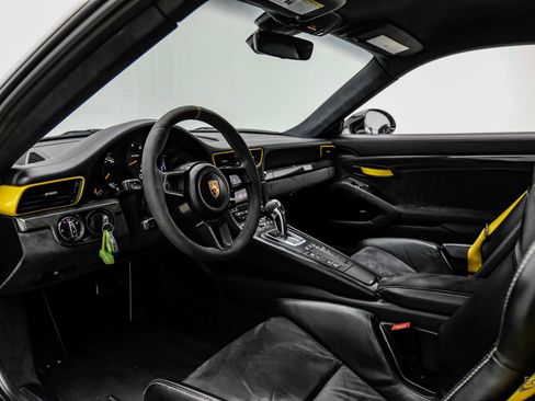 Used 2018 Porsche 911 GT2 RS w/ Weissach Package RWD image 46
