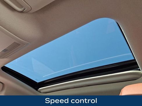 Used 2025 MAZDA CX-30 Carbon image 19