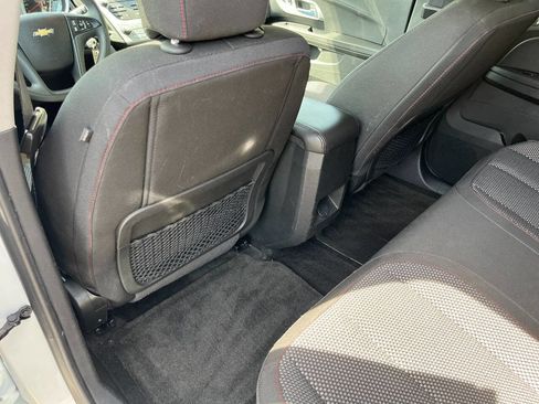 Used 2017 Chevrolet Equinox LS image 16