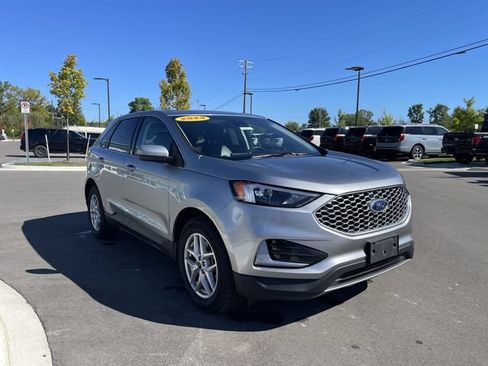 Used 2024 Ford Edge SEL AWD/4WD image 7