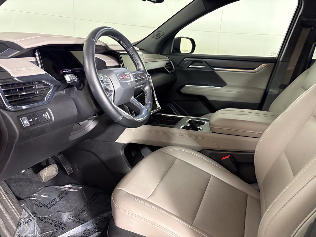 Certified 2026 GMC Acadia Elevation w/ Elevation Premium Package FWD image 28