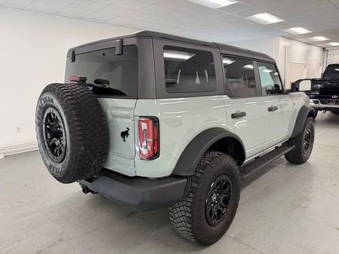 Used 2023 Ford Bronco Wildtrak image 6