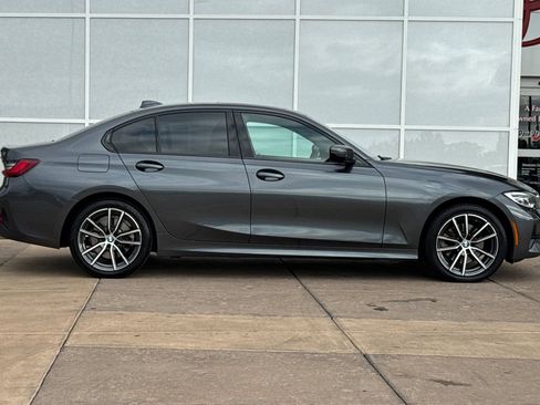 Used 2022 BMW 330i xDrive Sedan w/ Convenience Package image 3