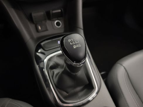Used 2018 Chevrolet Cruze LT w/ Leather Package FWD image 25
