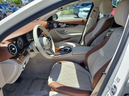 Used 2019 Mercedes-Benz E 300 4MATIC image 21