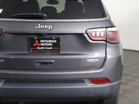Used 2024 Jeep Compass Latitude AWD/4WD image 13
