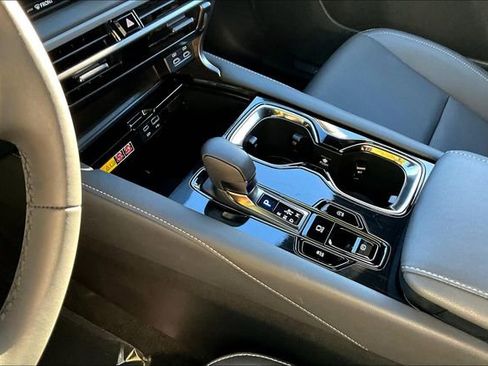 Used 2025 Lexus RX 350 FWD image 13