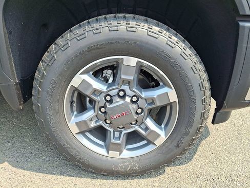 New 2026 GMC Sierra 2500 SLE w/ SLE Value Package; AWD/4WD image 5