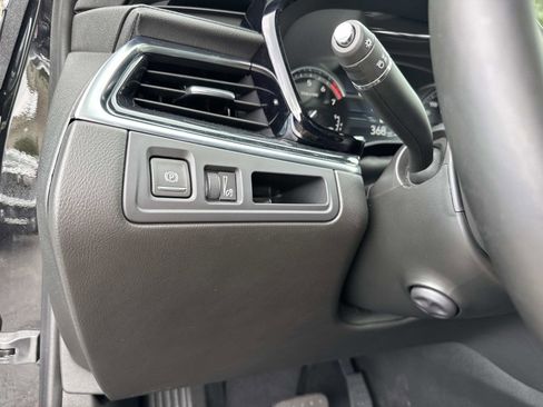 New 2025 Cadillac XT5 Premium Luxury w/ LPO, Floor Liner Package image 31