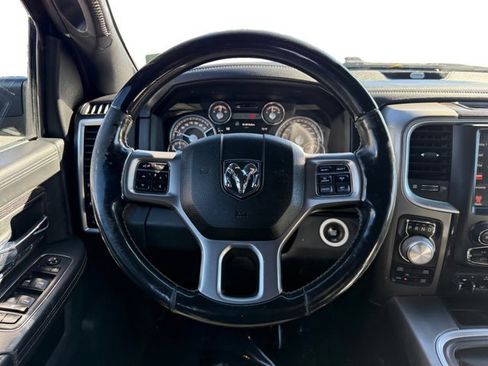 Used 2017 RAM 1500 Limited image 14