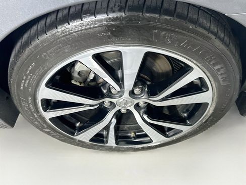Used 2018 Nissan Maxima 3.5 SL FWD image 11