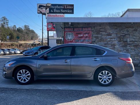 Used 2015 Nissan Altima 2.5 S w/ Power Driver Seat Package image 3