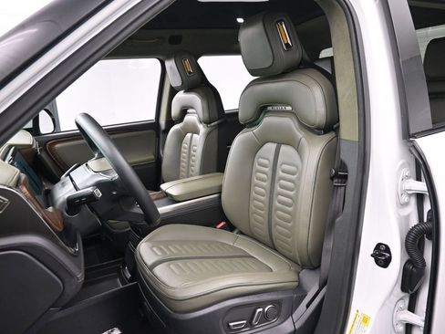 Used 2023 Rivian R1T Adventure image 13