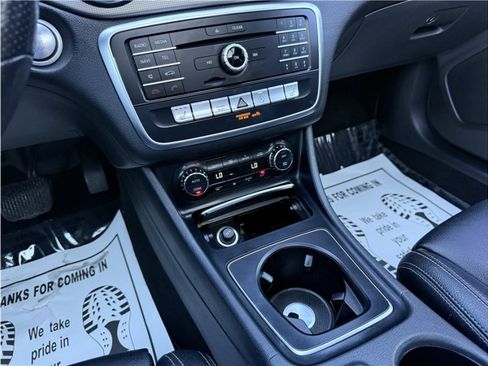 Used 2019 Mercedes-Benz CLA 250 image 41