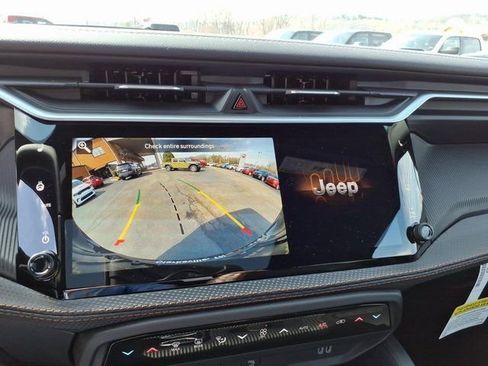 New 2026 Jeep Cherokee Overland image 14