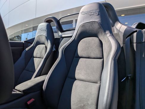 Certified 2025 Porsche 718 Boxster Spyder RS image 5