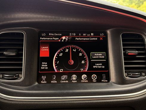 Used 2016 Dodge Charger R/T Scat Pack w/ Beats Audio Group RWD image 28