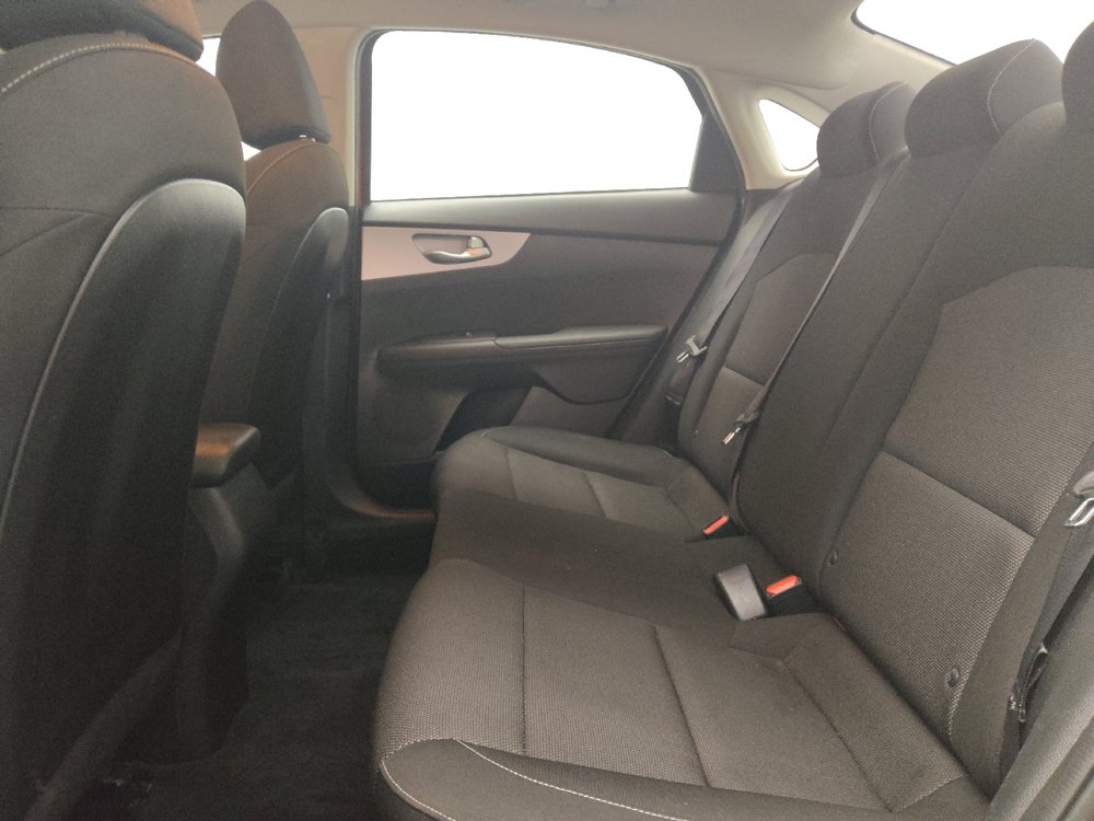 Used 2024 Kia Forte LXS w/ LXS Technology Package FWD image 18