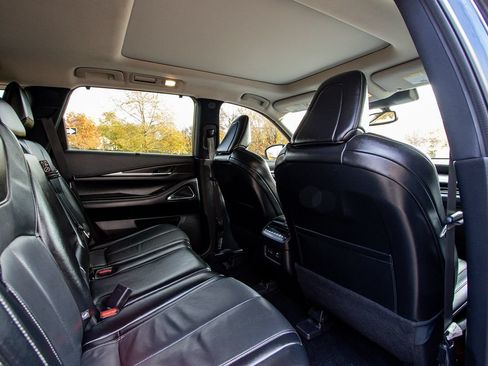 Used 2022 INFINITI QX60 Sensory w/ Cargo Package FWD image 24