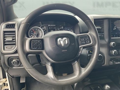 Used 2021 RAM 2500 Tradesman w/ Chrome Appearance Group image 11