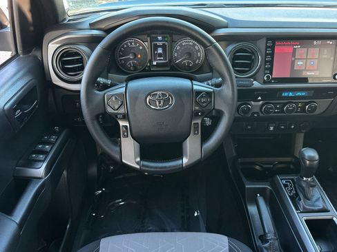 Used 2023 Toyota Tacoma TRD Off-Road AWD/4WD image 13