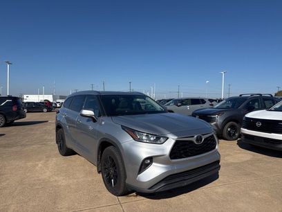 Used 2020 Toyota Highlander XLE