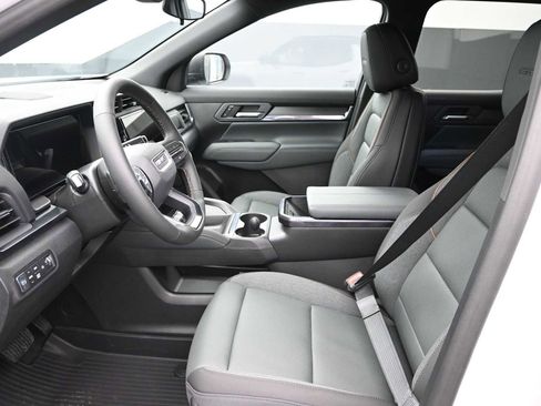 New 2026 GMC Terrain AT4 w/ Convenience Package III image 12